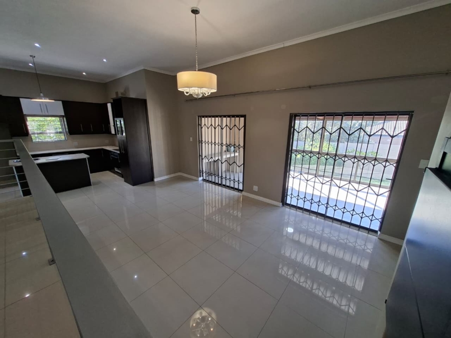 To Let 3 Bedroom Property for Rent in Jakarandas Western Cape